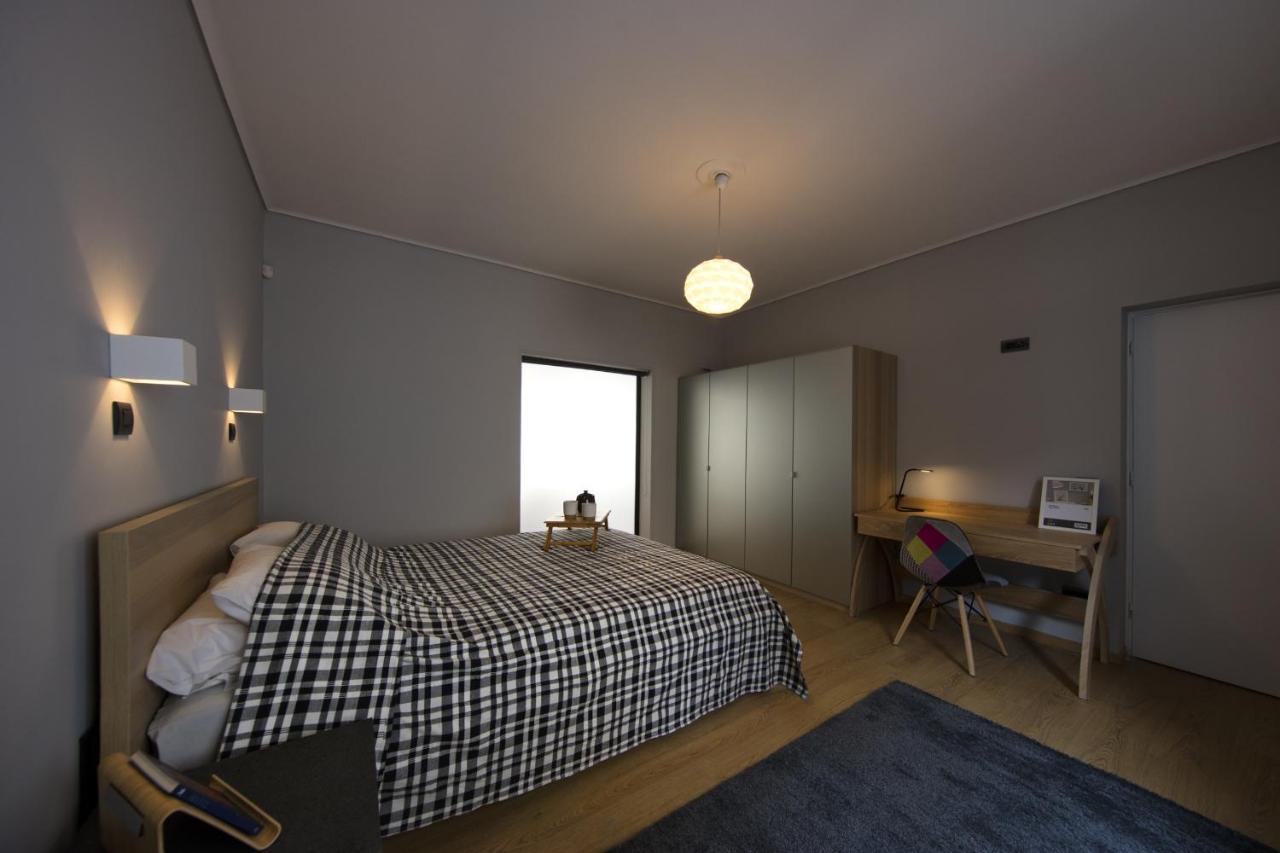 Super Modern Minimal Flat Nr Metro & Arch. Museum Apartment Атина Екстериор снимка