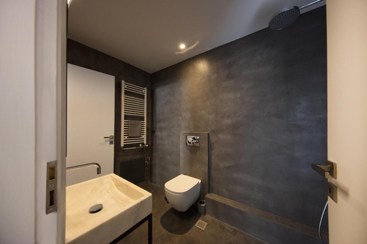 Super Modern Minimal Flat Nr Metro & Arch. Museum Apartment Атина Екстериор снимка