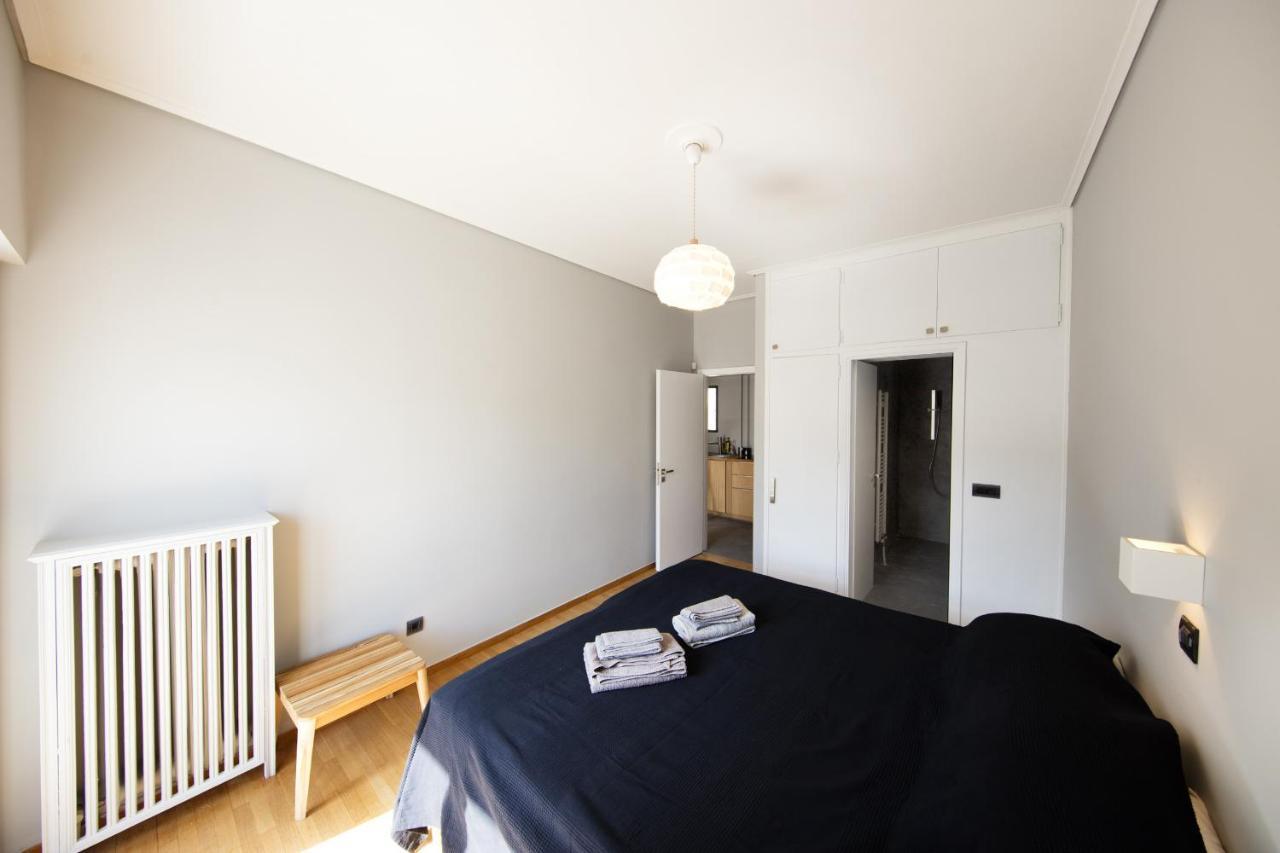 Super Modern Minimal Flat Nr Metro & Arch. Museum Apartment Атина Екстериор снимка